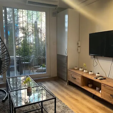 Uenlue Apartment